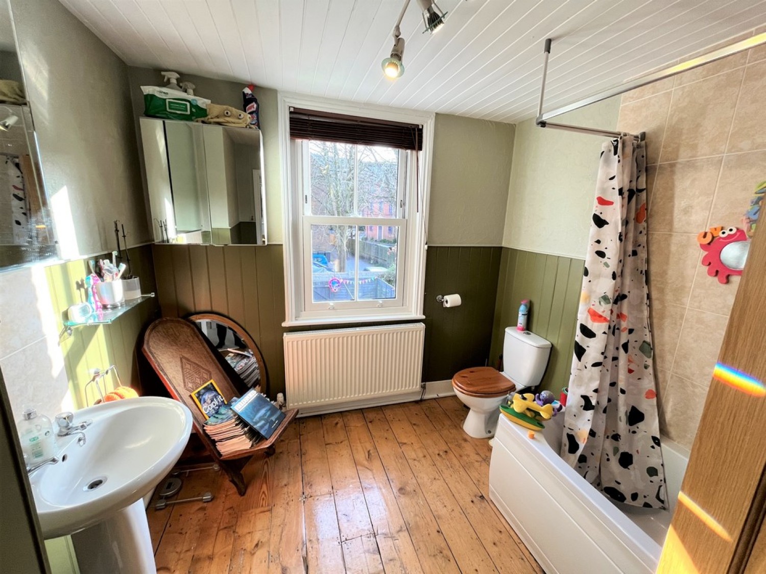 3 bedroom House for Letting Hyde Close, Winchester
