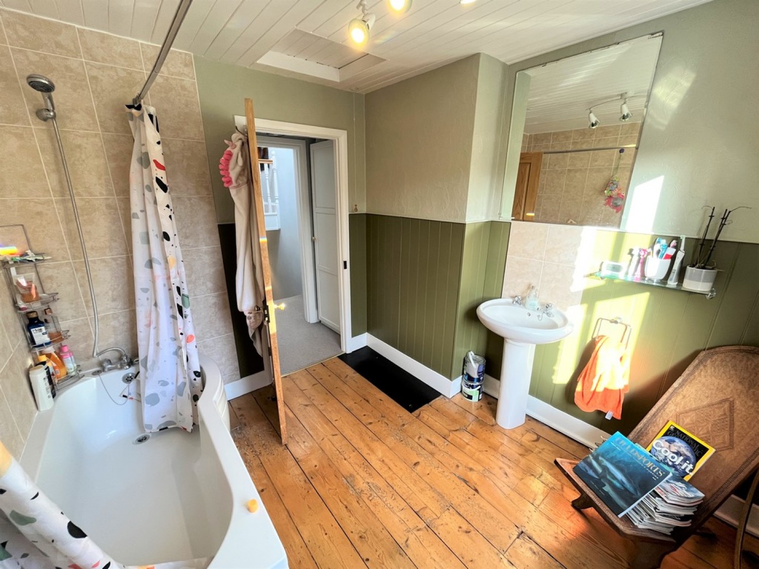 3 bedroom House for Letting Hyde Close, Winchester
