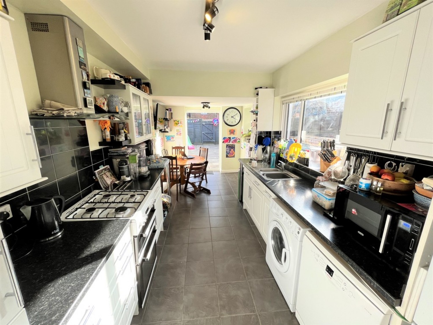 3 bedroom House for Letting Hyde Close, Winchester