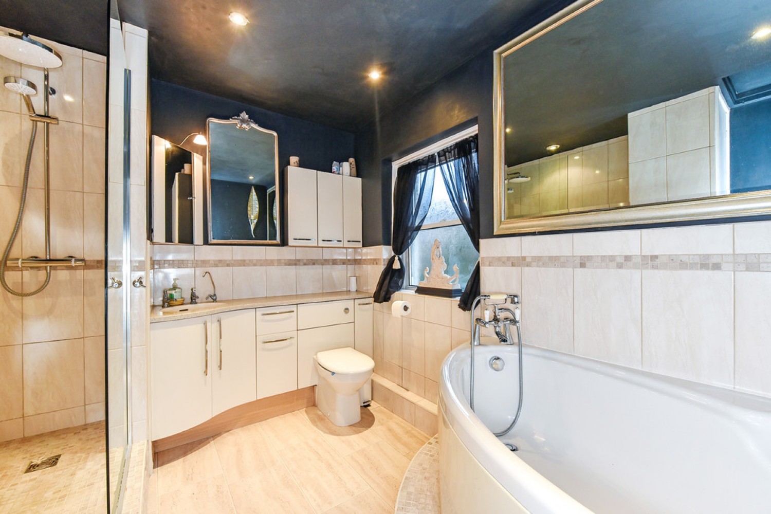 Western Road , Winchester