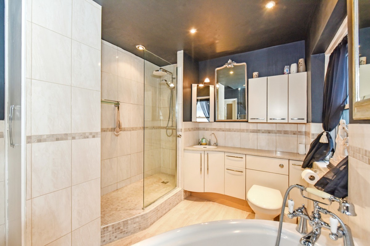 Western Road , Winchester