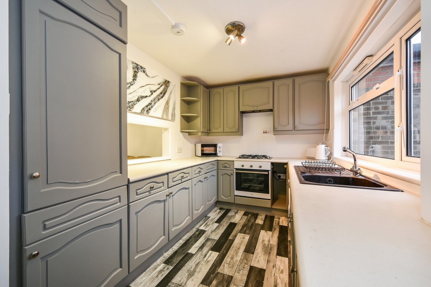 4 bedroom House in Milland Road, Winchester