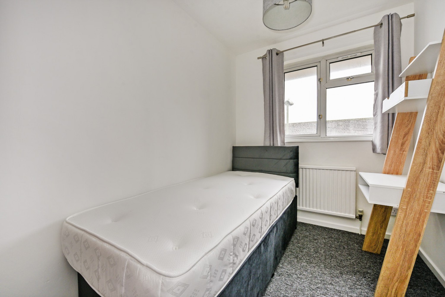 4 bedroom House in Milland Road, Winchester