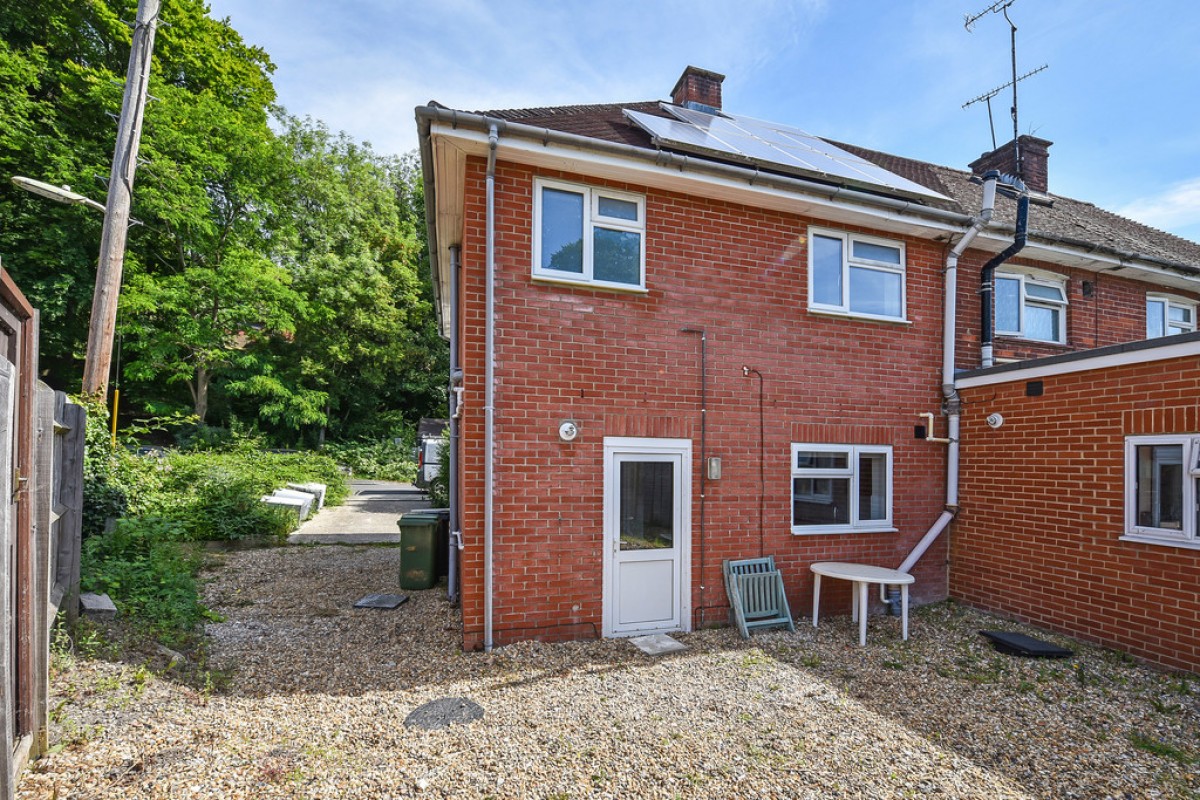 Fivefields Road , Winchester