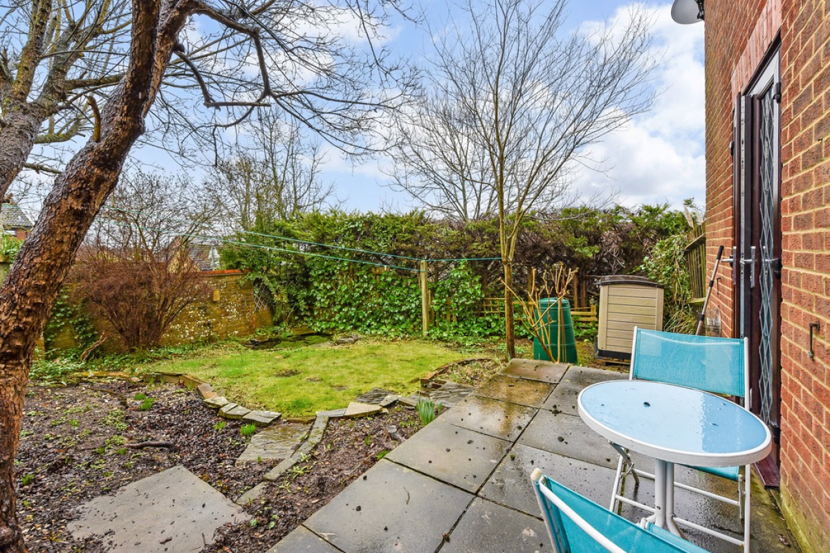 Kestrel Close, Badger Farm