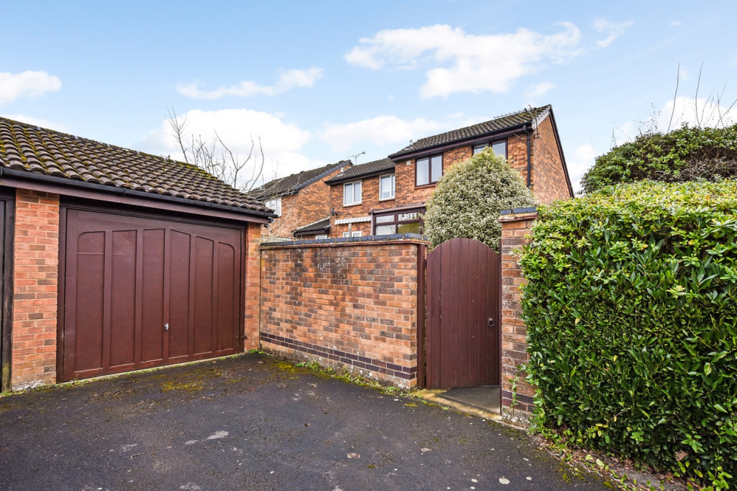 Highclere Way, Valley Park