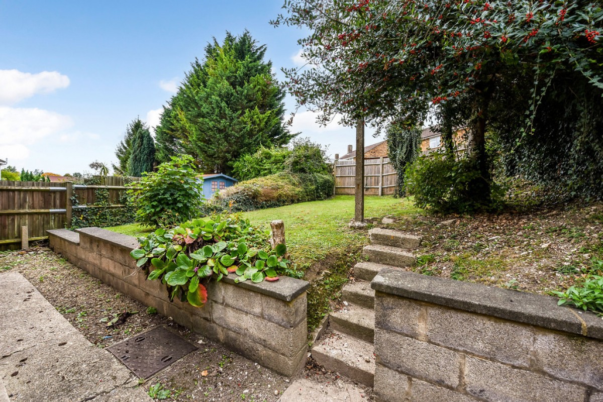 Minden Way, Stanmore