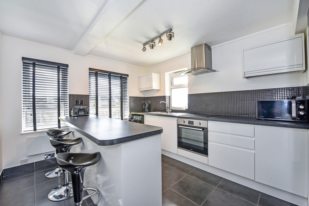 Winnall Manor Road, Winchester