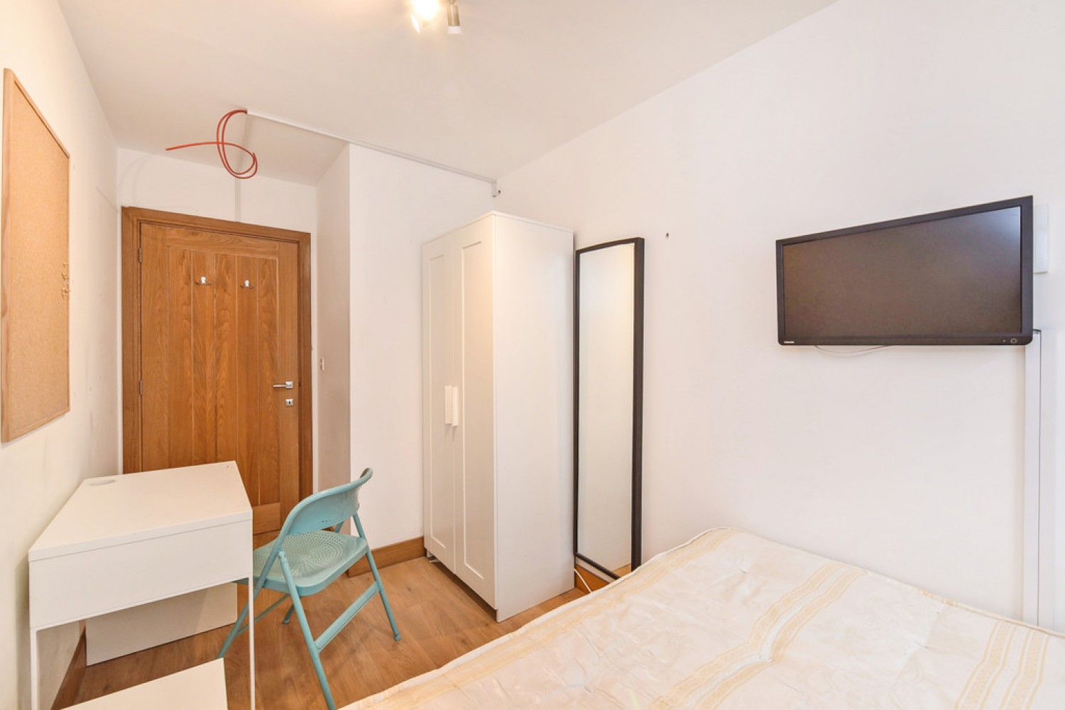 3 bedroom House of Multiple Occupation for Letting Balfour House, Winchester