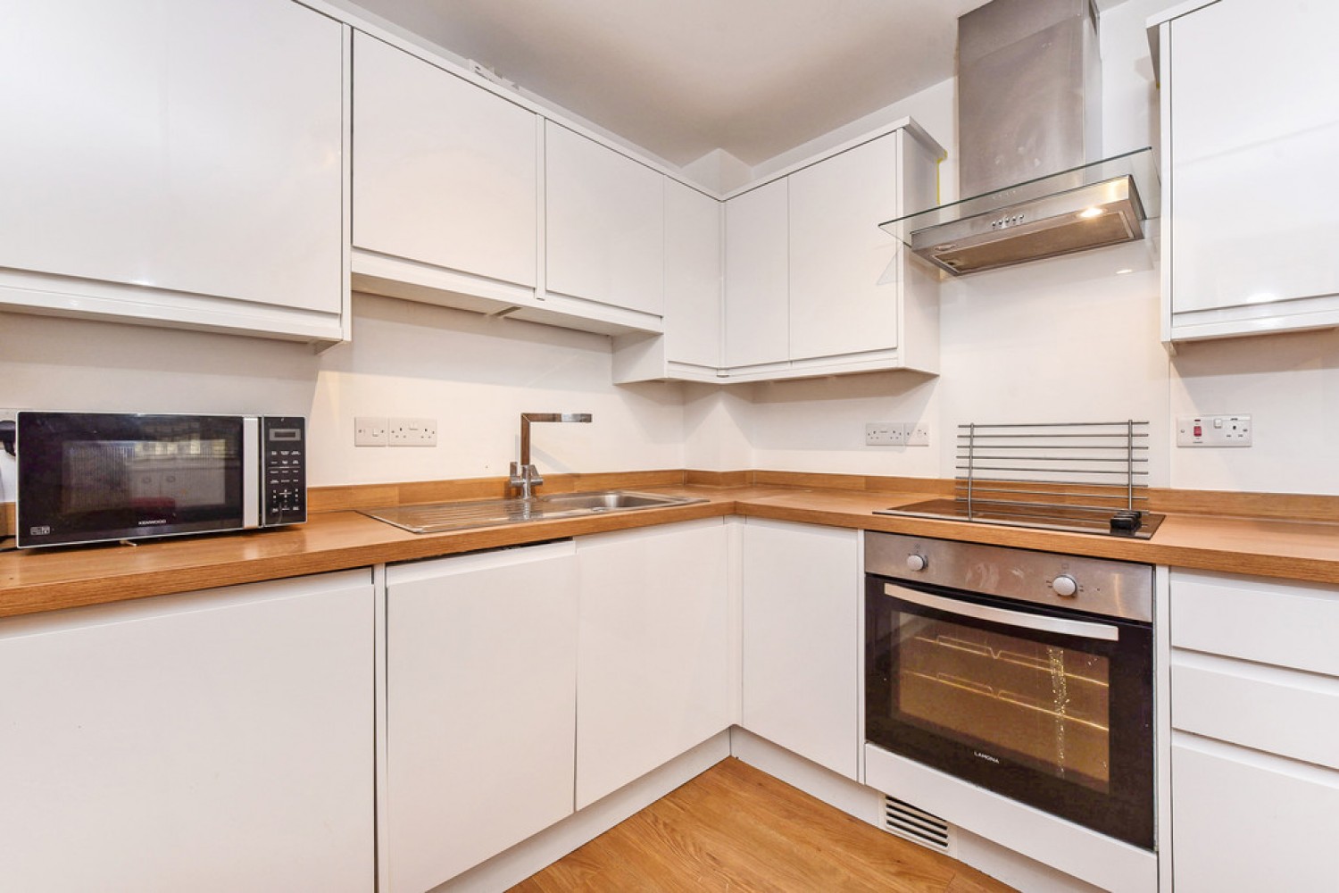 3 bedroom House of Multiple Occupation for Letting Balfour House, Winchester