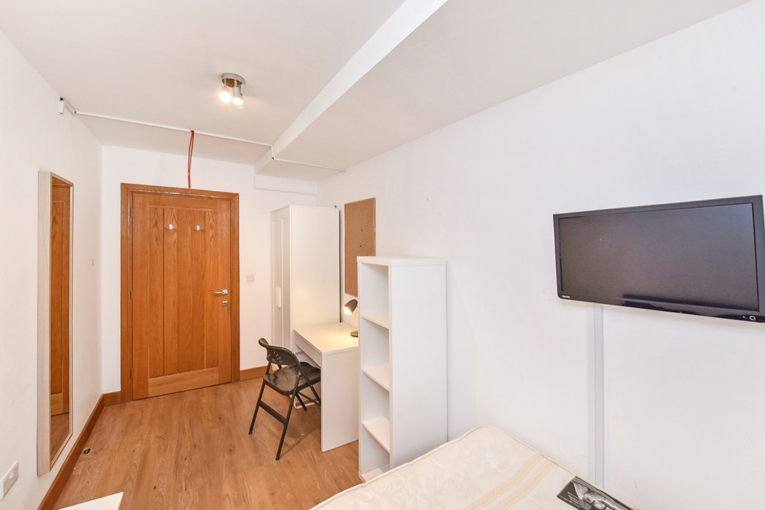 3 bedroom House of Multiple Occupation for Letting Balfour House, Winchester