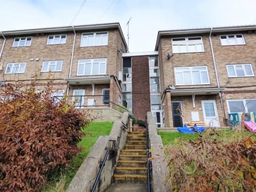 Thurmond Crescent , Winchester