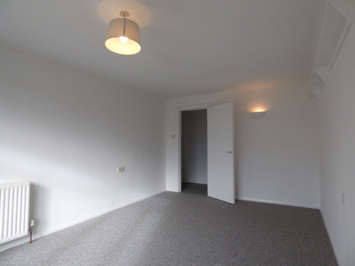 Thurmond Crescent , Winchester