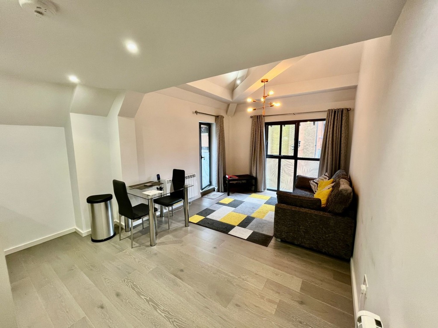 Old Station Approach, Hampshire