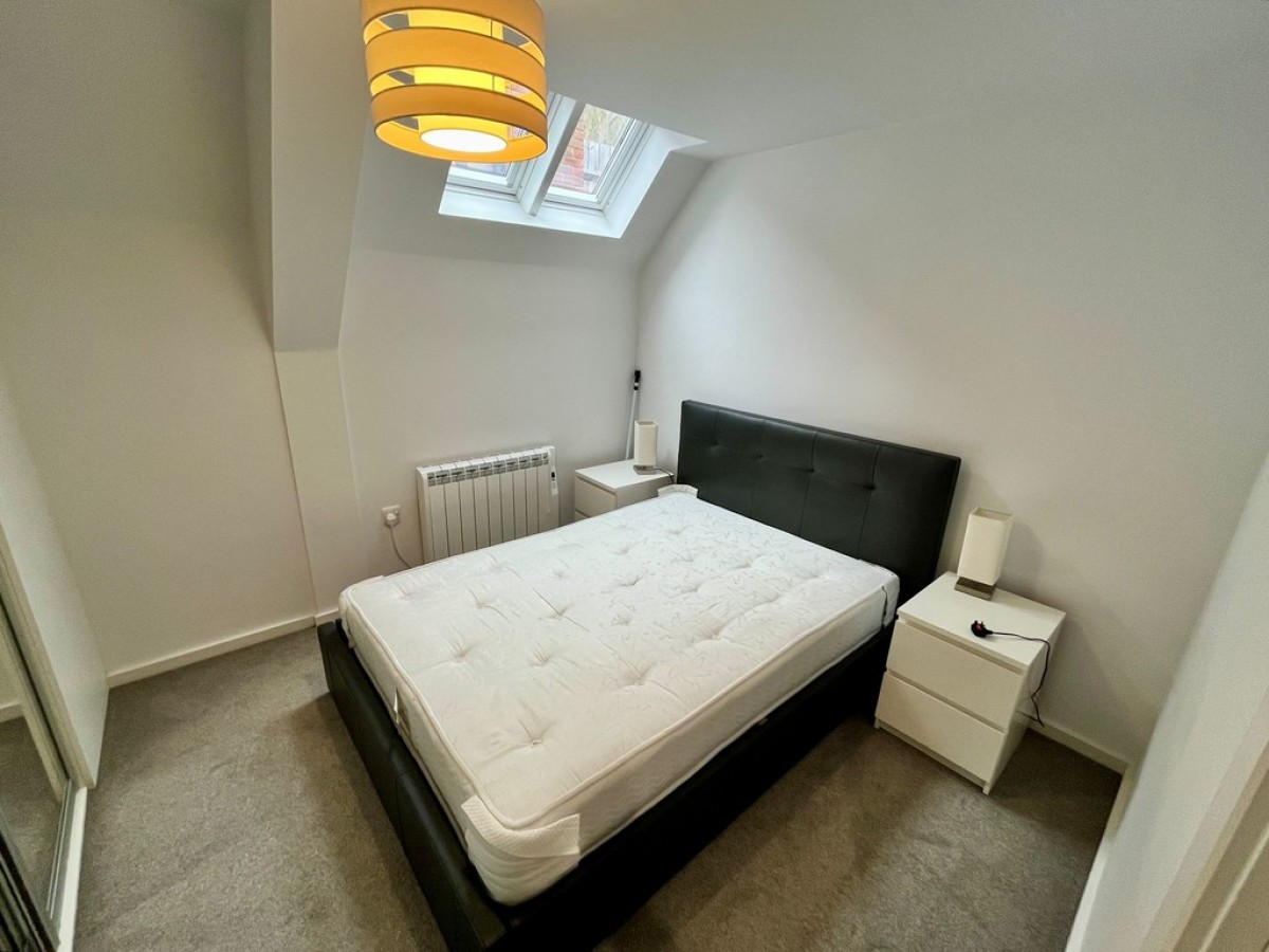 Old Station Approach, Hampshire