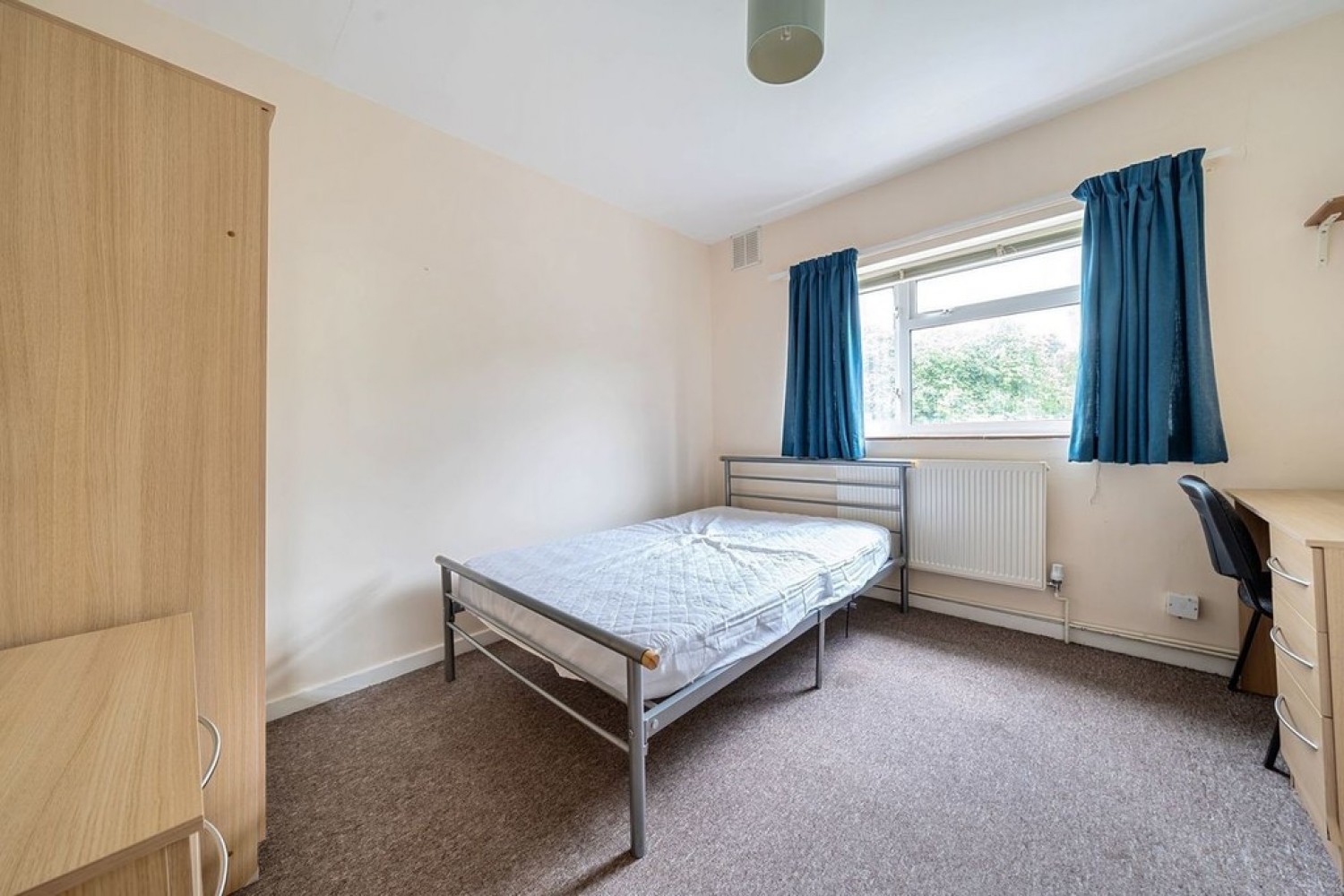 Wavell Way, Stanmore, Winchester