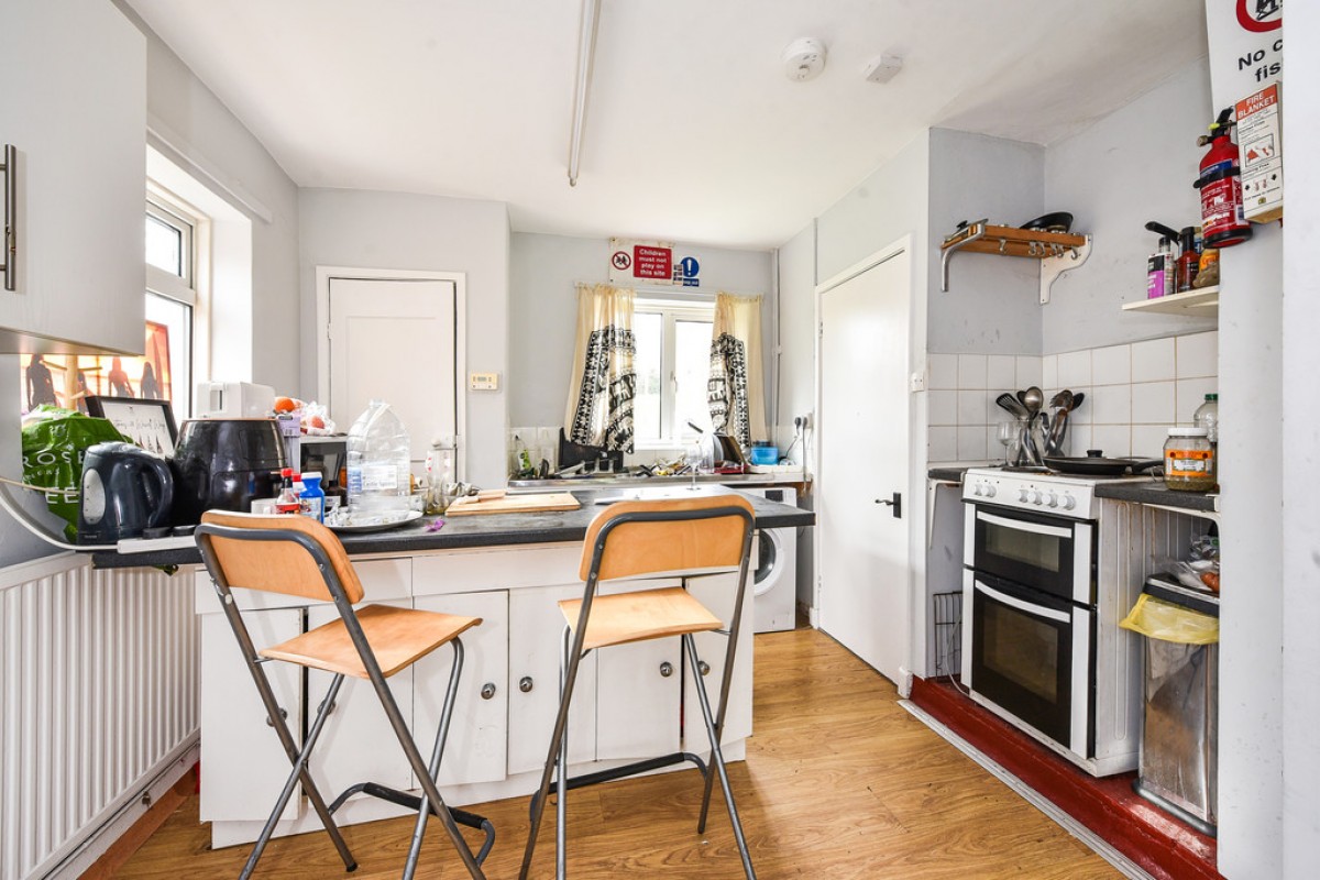 Wavell Way, Winchester