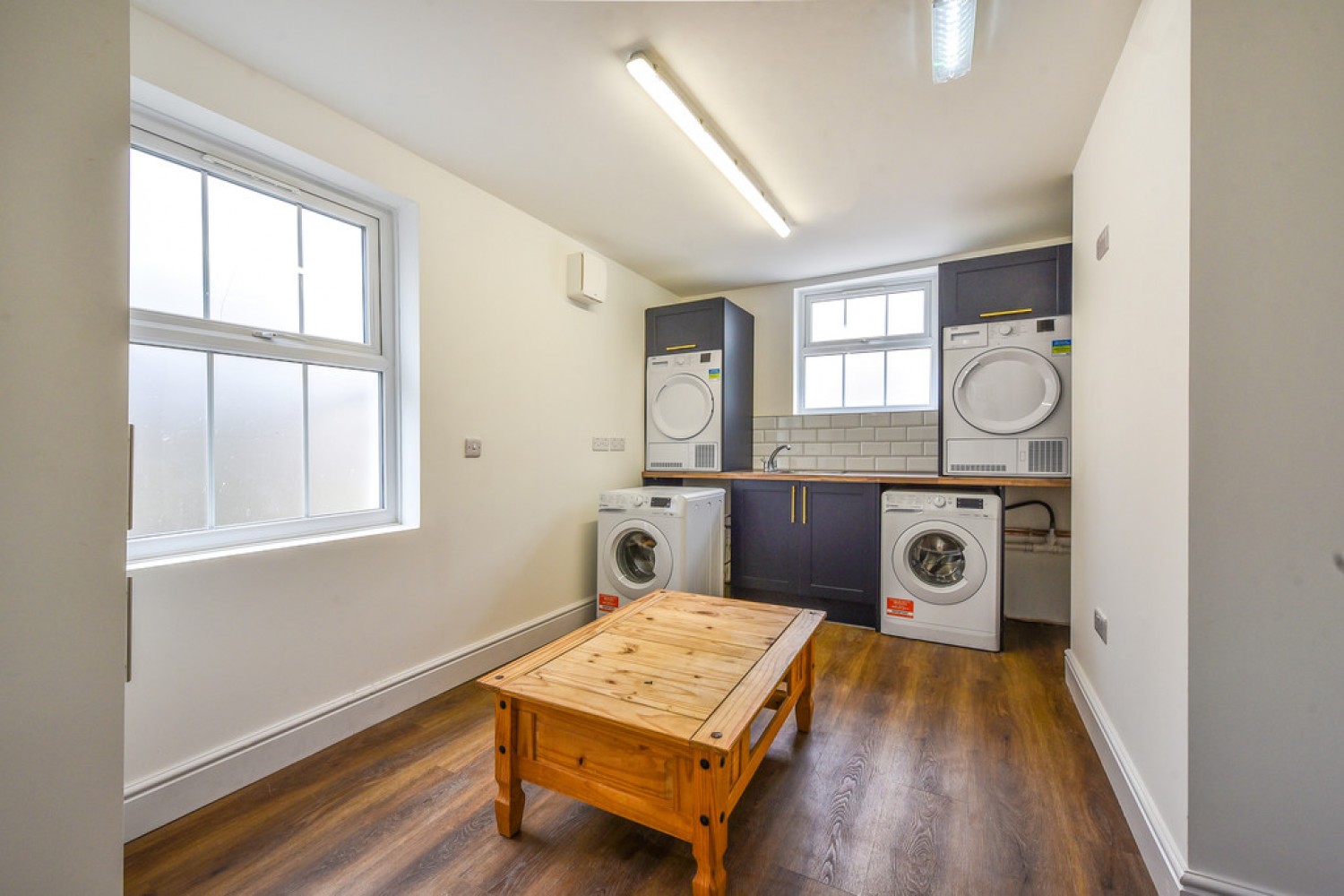 1 bedroom House of Multiple Occupation for Letting Couple Rooms Available