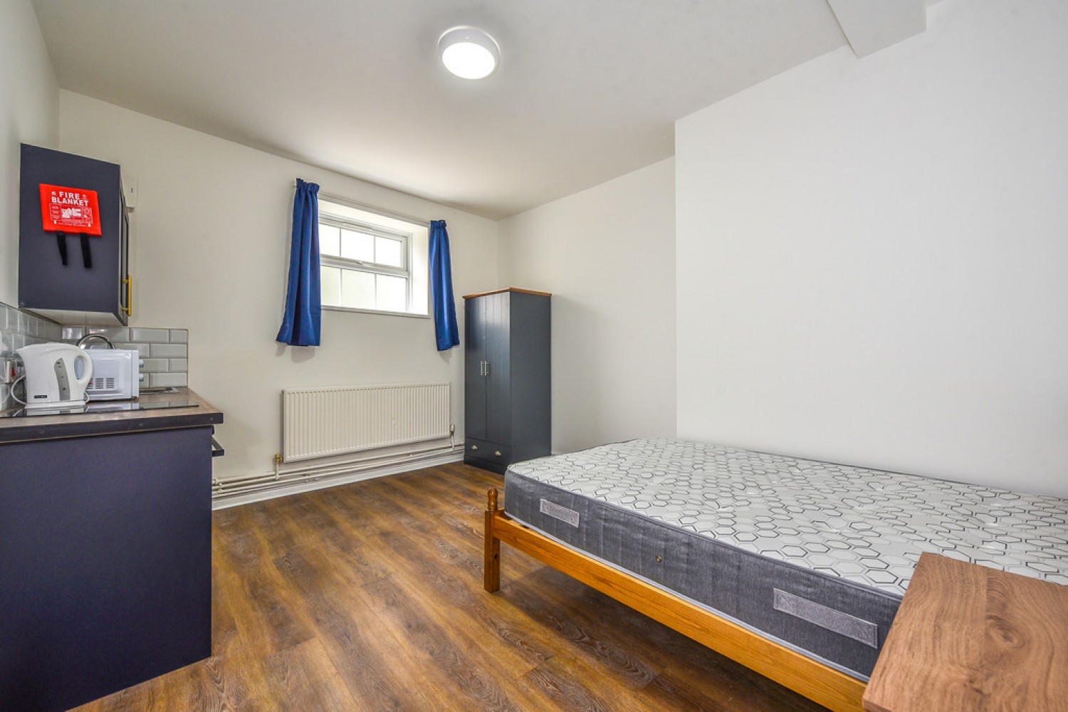 1 bedroom House of Multiple Occupation for Letting Couple Rooms Available