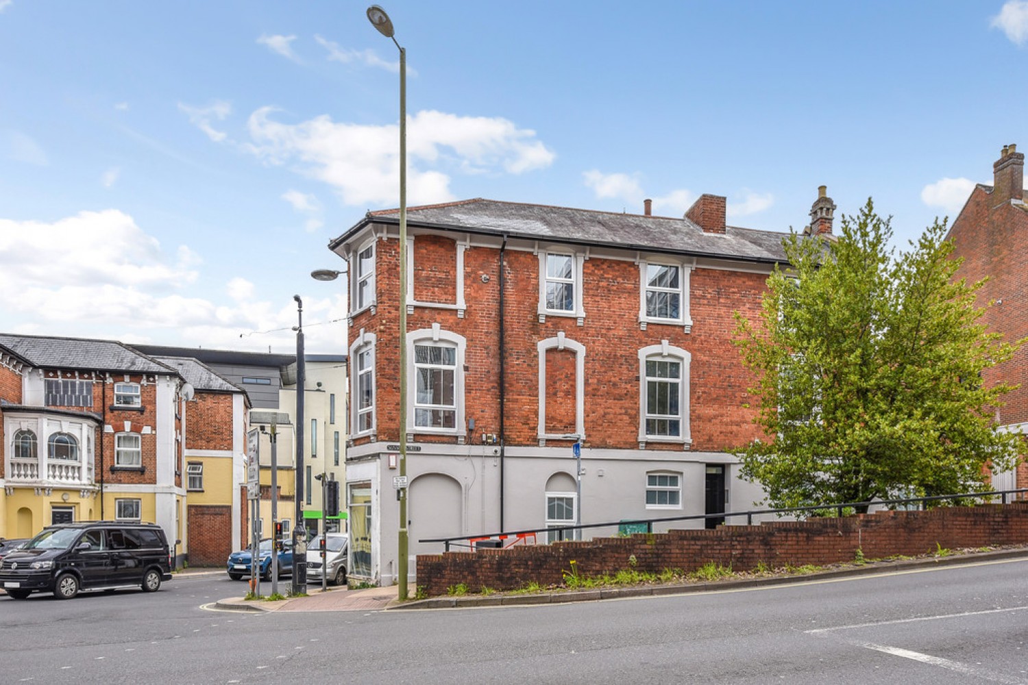 1 bedroom House of Multiple Occupation for Letting Rooms Available