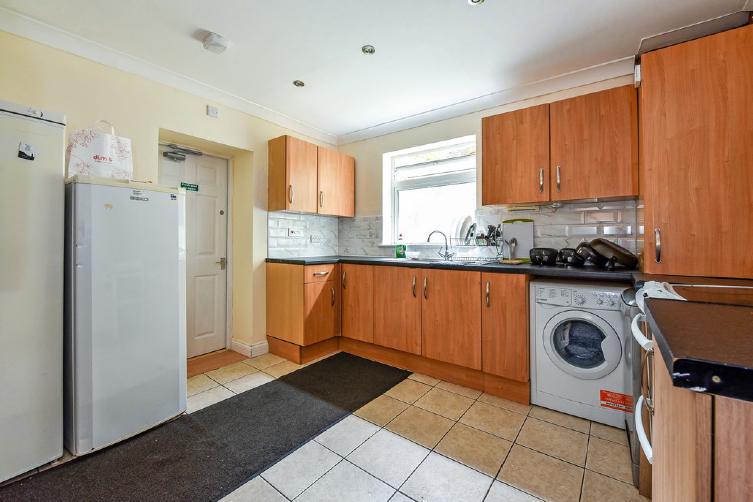 6 bedroom House of Multiple Occupation for Letting Stuart Crescent, Winchester