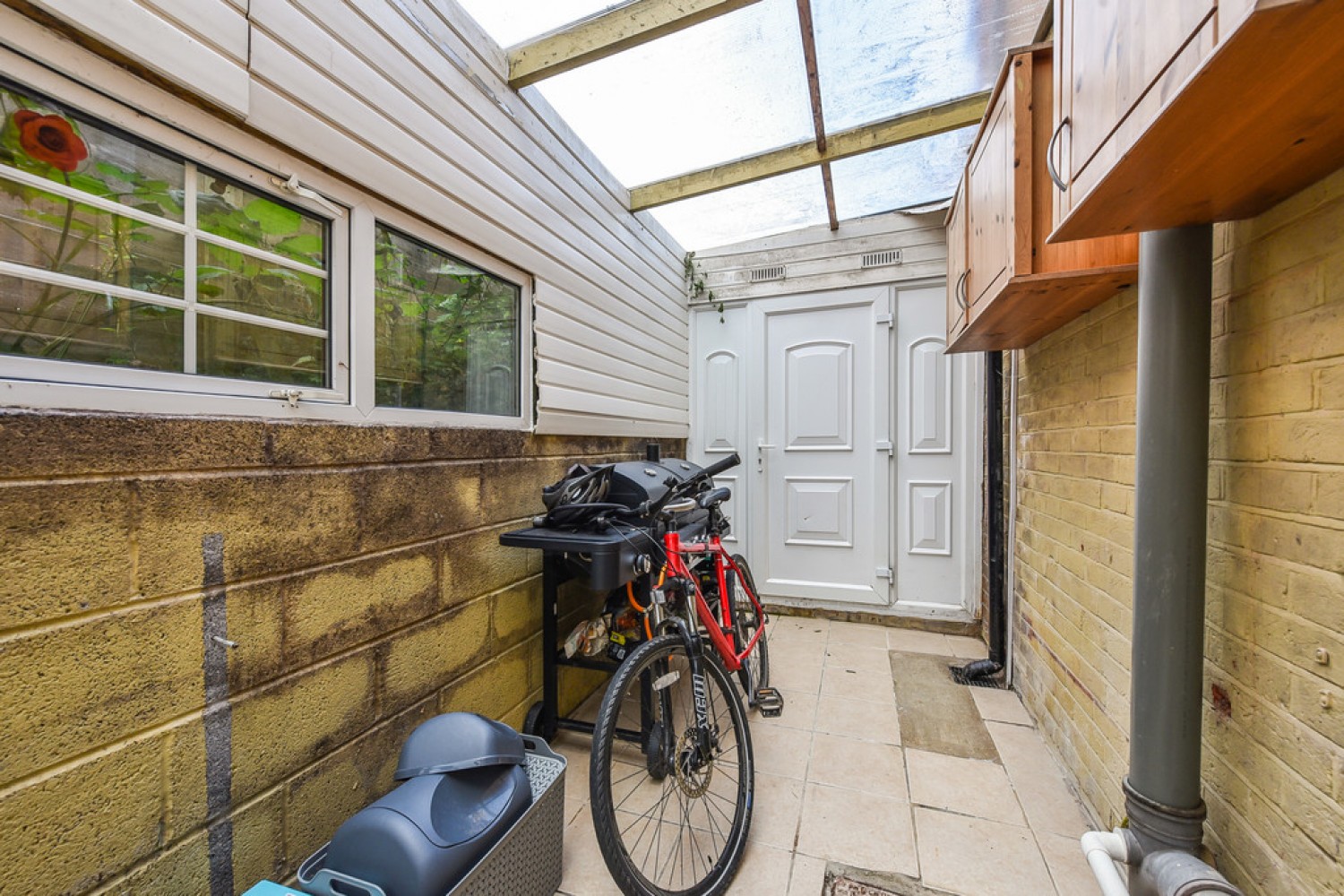 Battery Hill, Stanmore