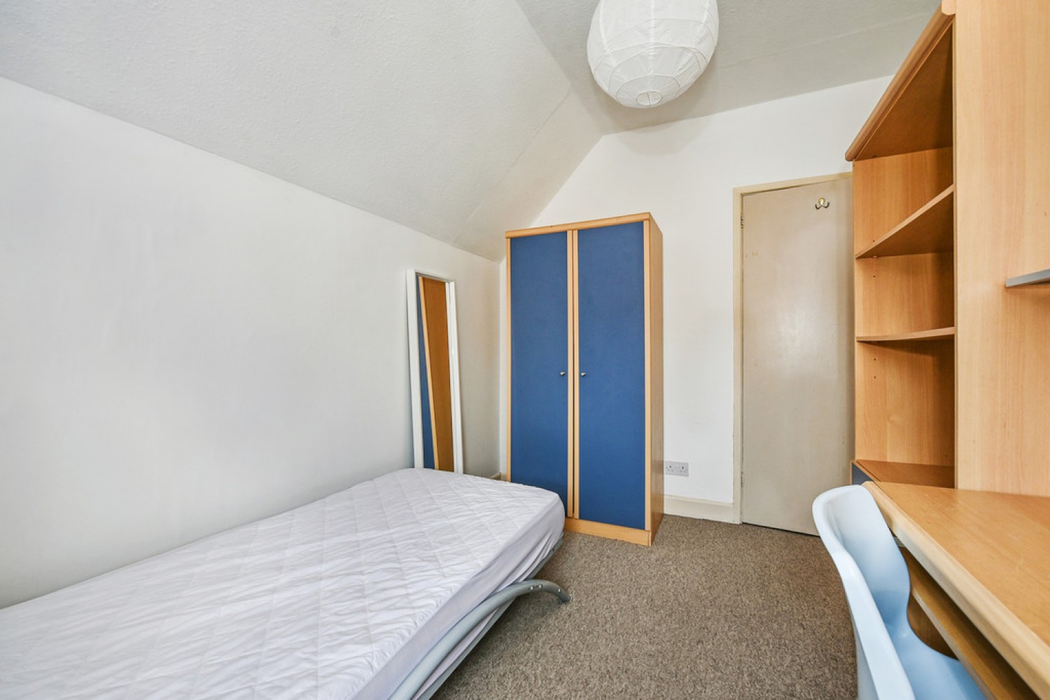 Airlie Corner, Winchester