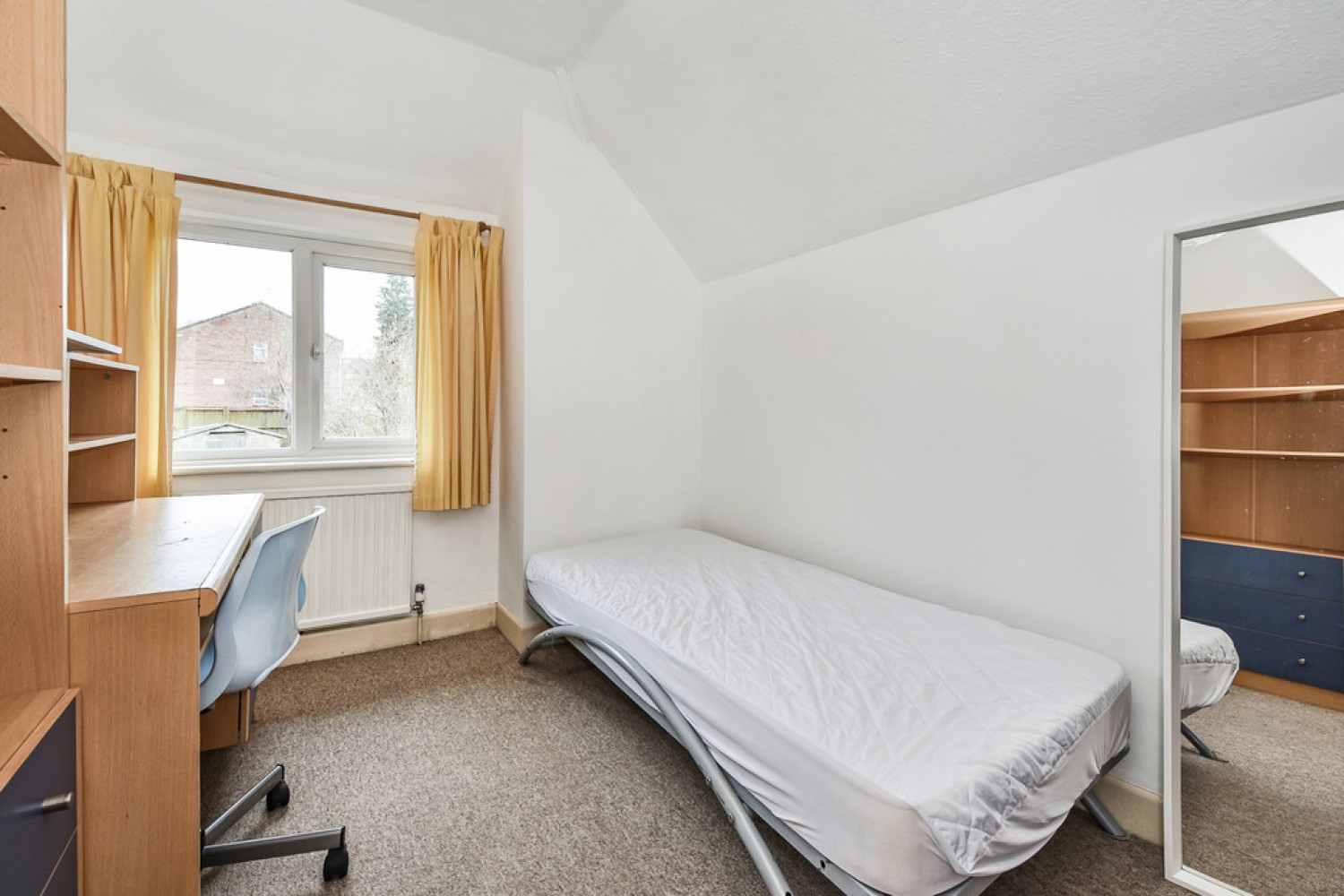 Airlie Corner, Winchester