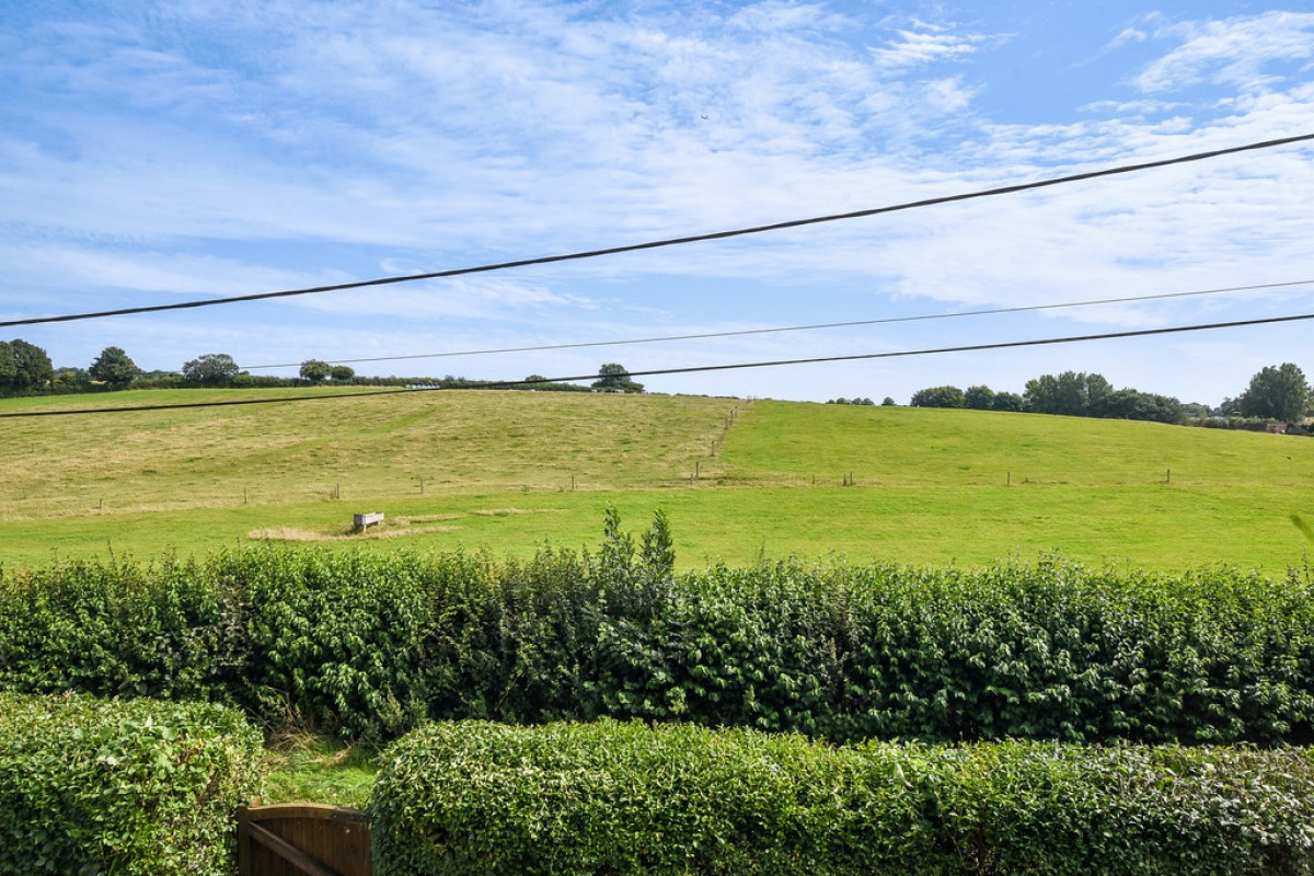 Bull Farm, Lovedon Lane, Kings Worthy