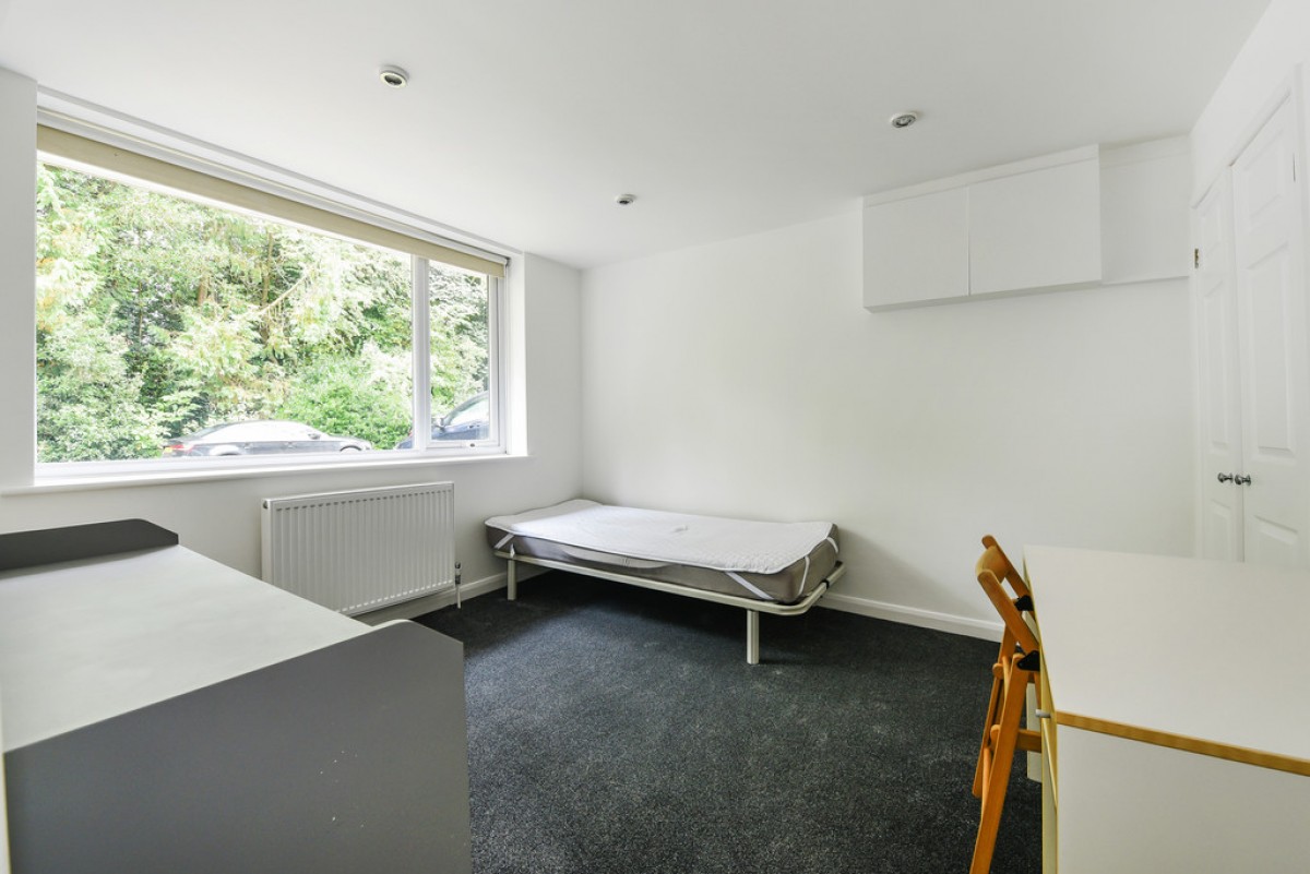 Sparkford Close, Winchester