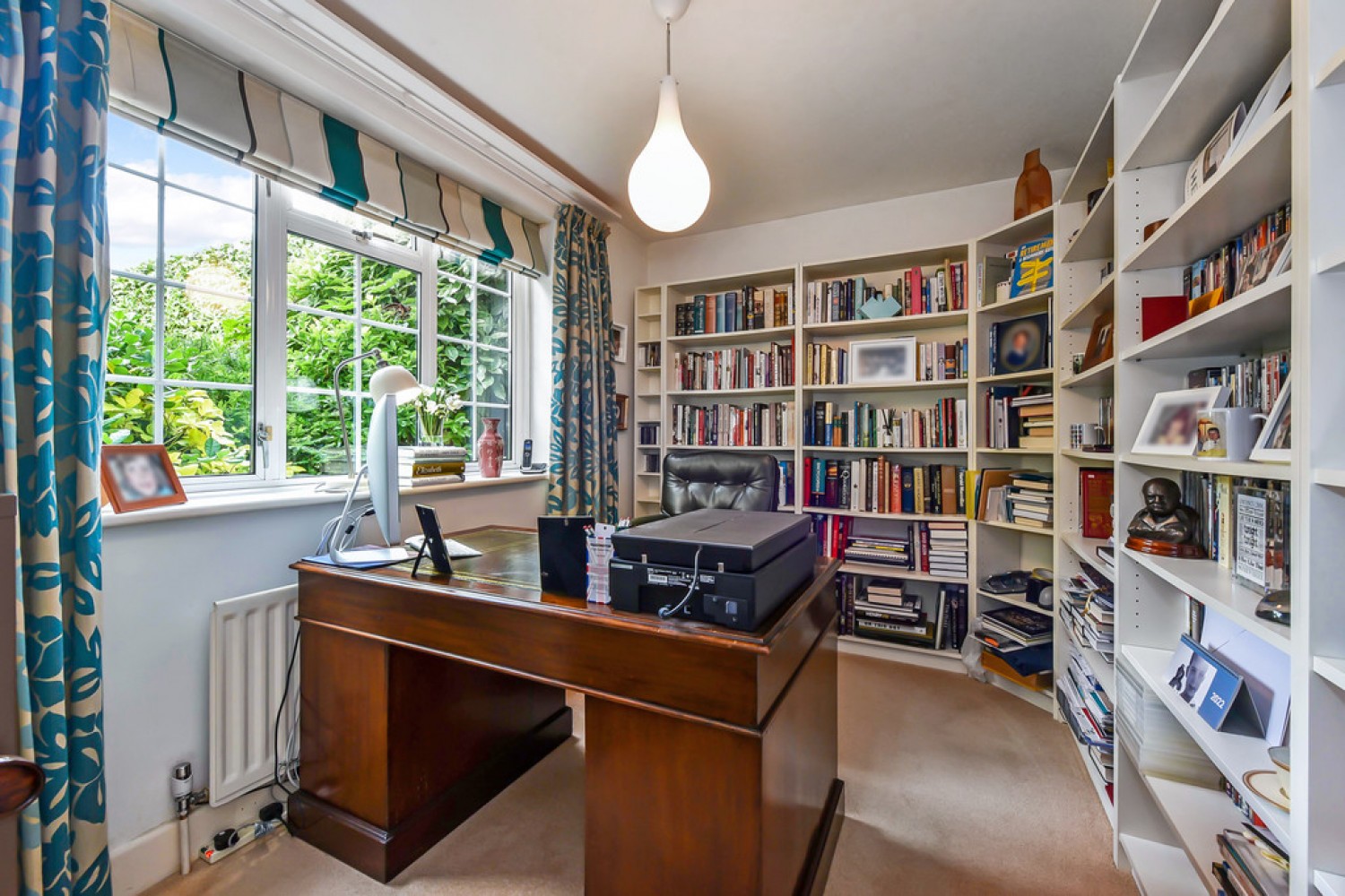 4 bedroom House for Sale Andover Road North, Winchester