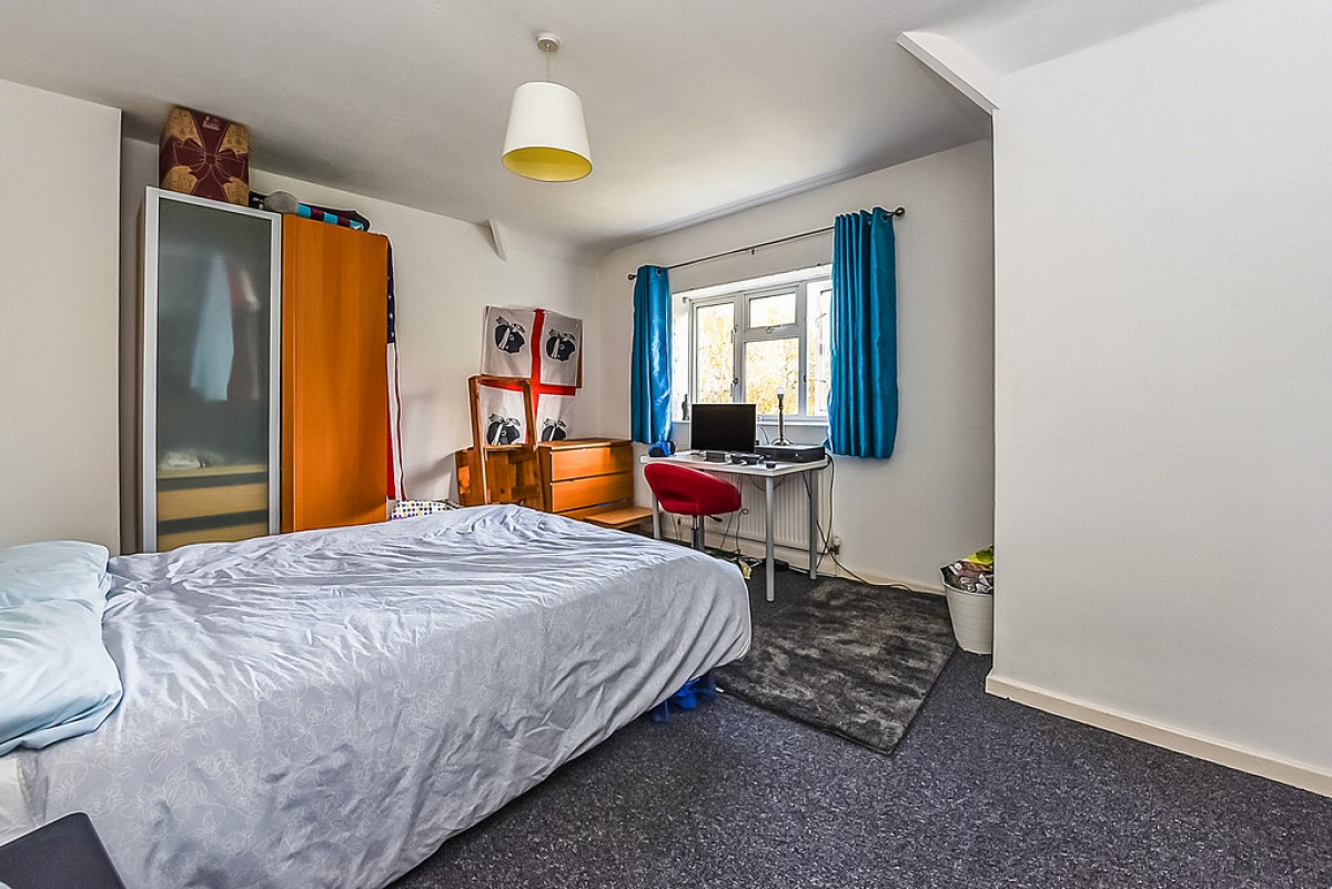 Wavell Way , Winchester