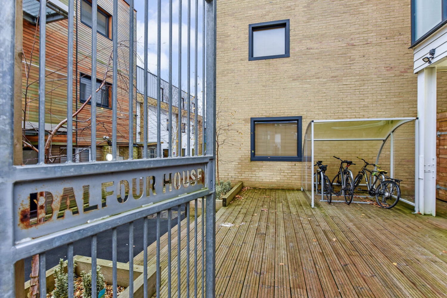 3 bedroom Flat for Letting Balfour House, Winchester