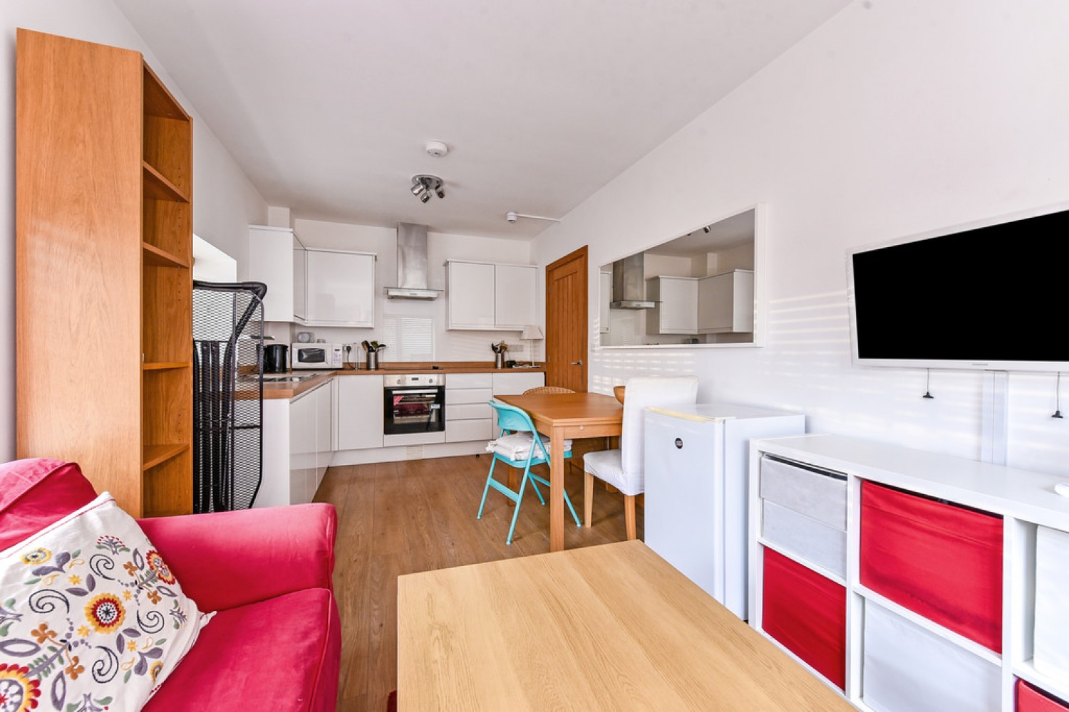 3 bedroom Flat for Letting Balfour House, Winchester