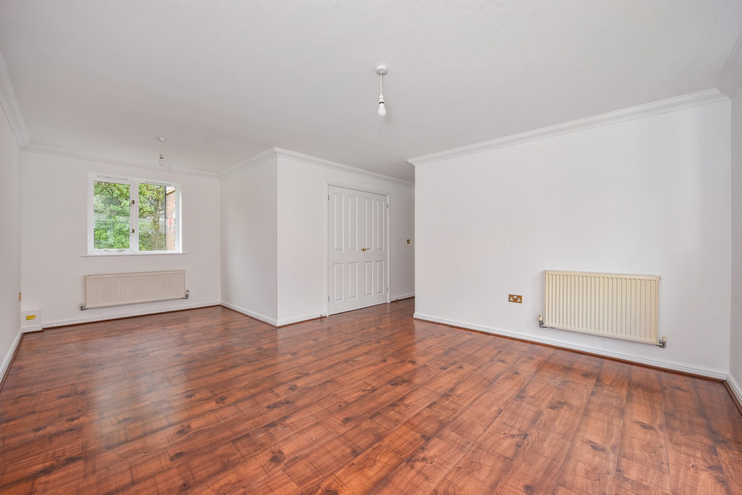 2 bedroom Flat for Letting Sarum Court, Sarum Road