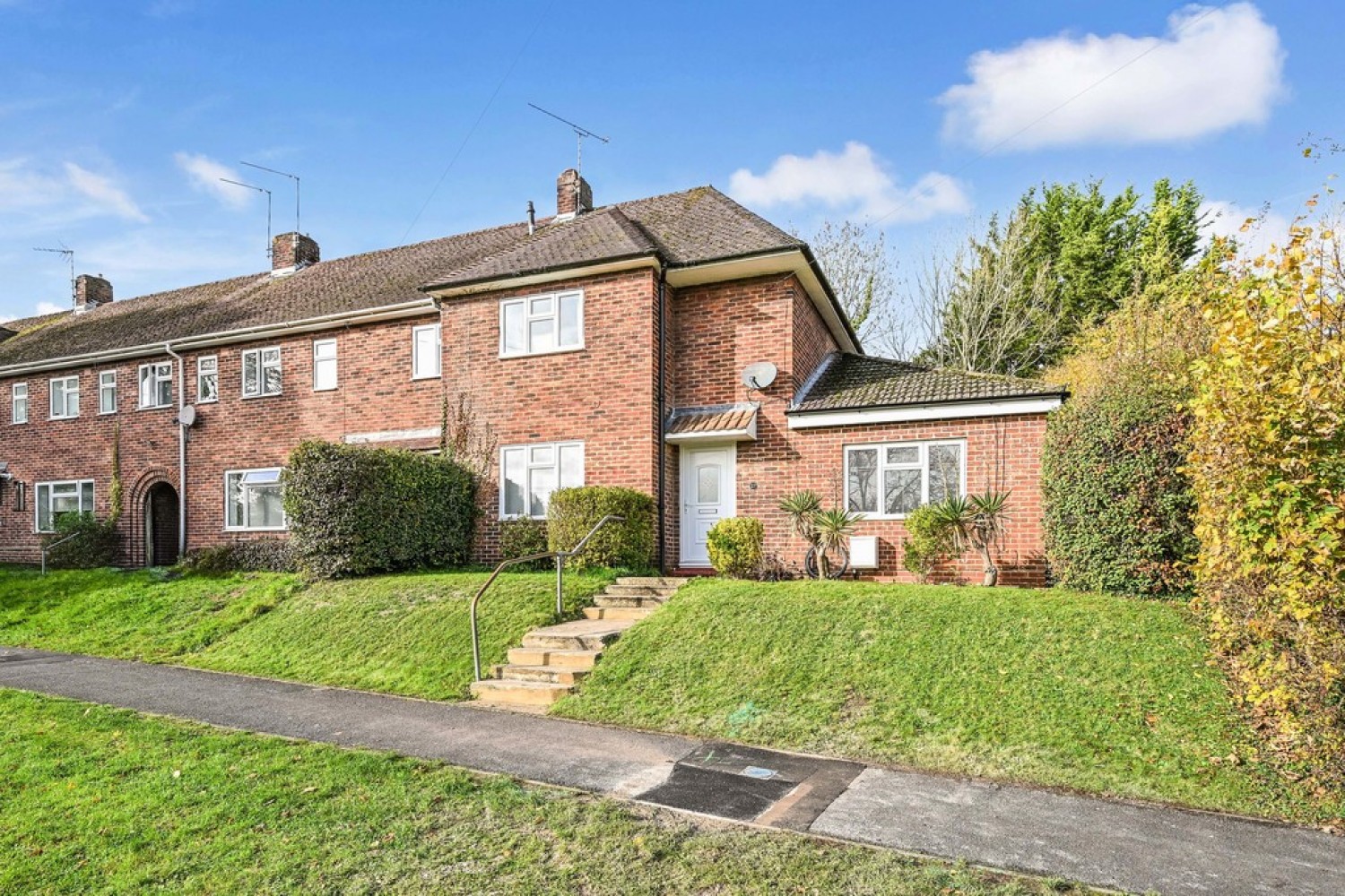 5 bedroom House for Letting Wavell Way, Stanmore, Winchester