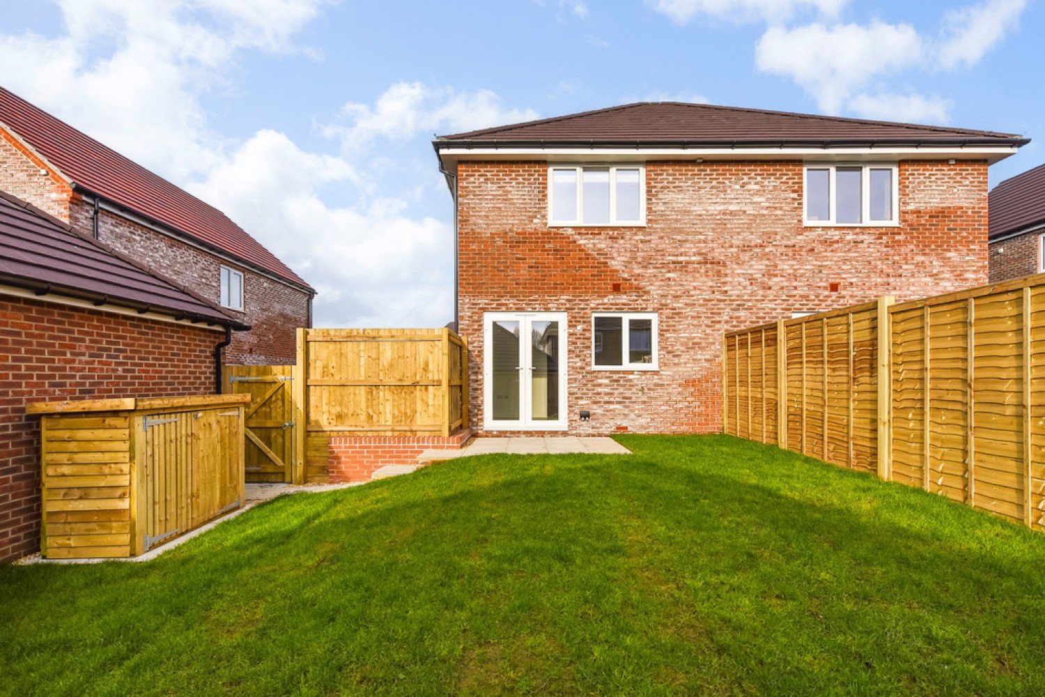 2 bedroom House in Jersey Fields, Overton