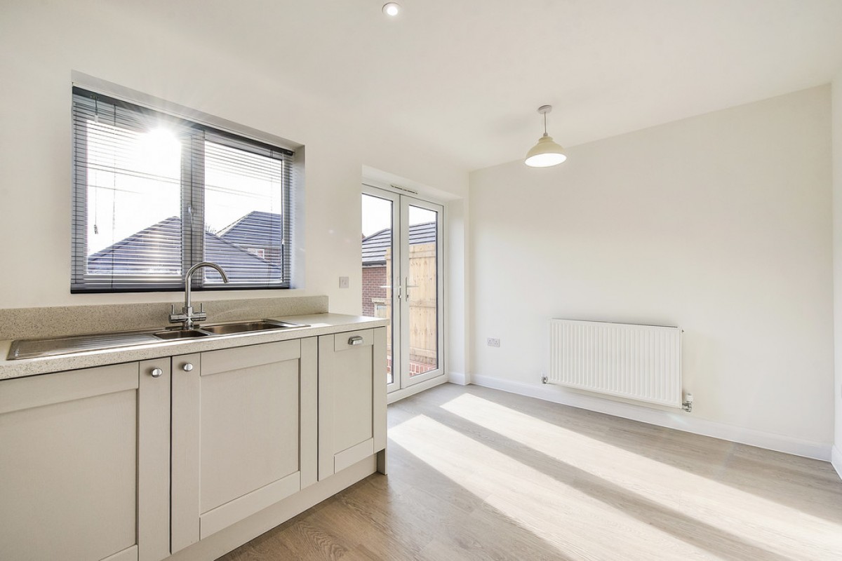 Jersey Fields, Overton