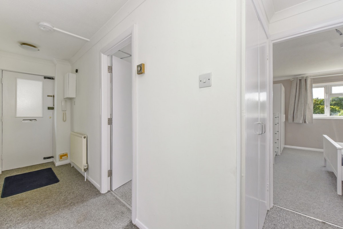 Thurmond Crescent , Winchester