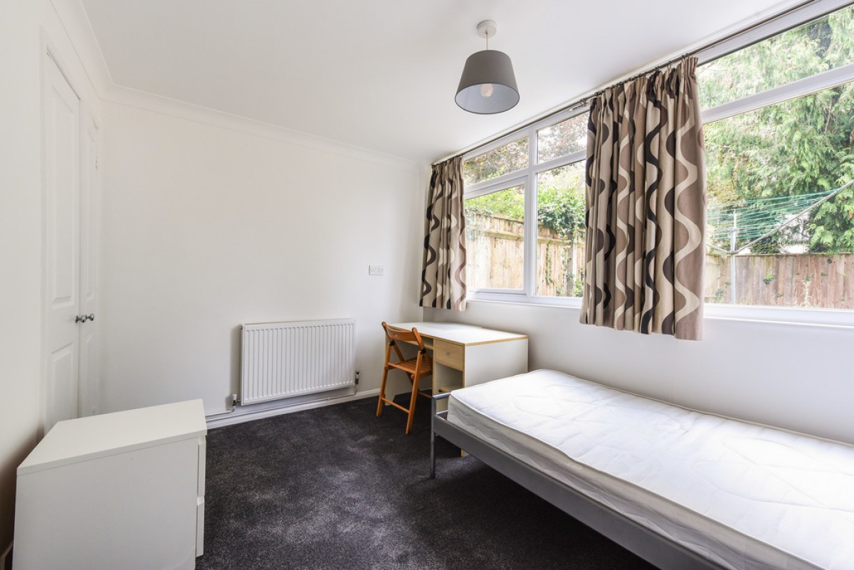 Sparkford Close, Winchester