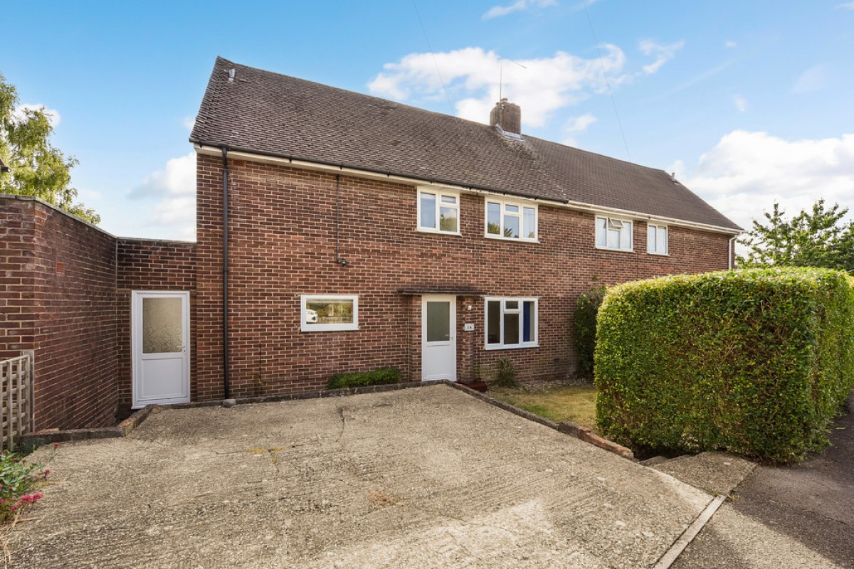 Addison Close, Winchester