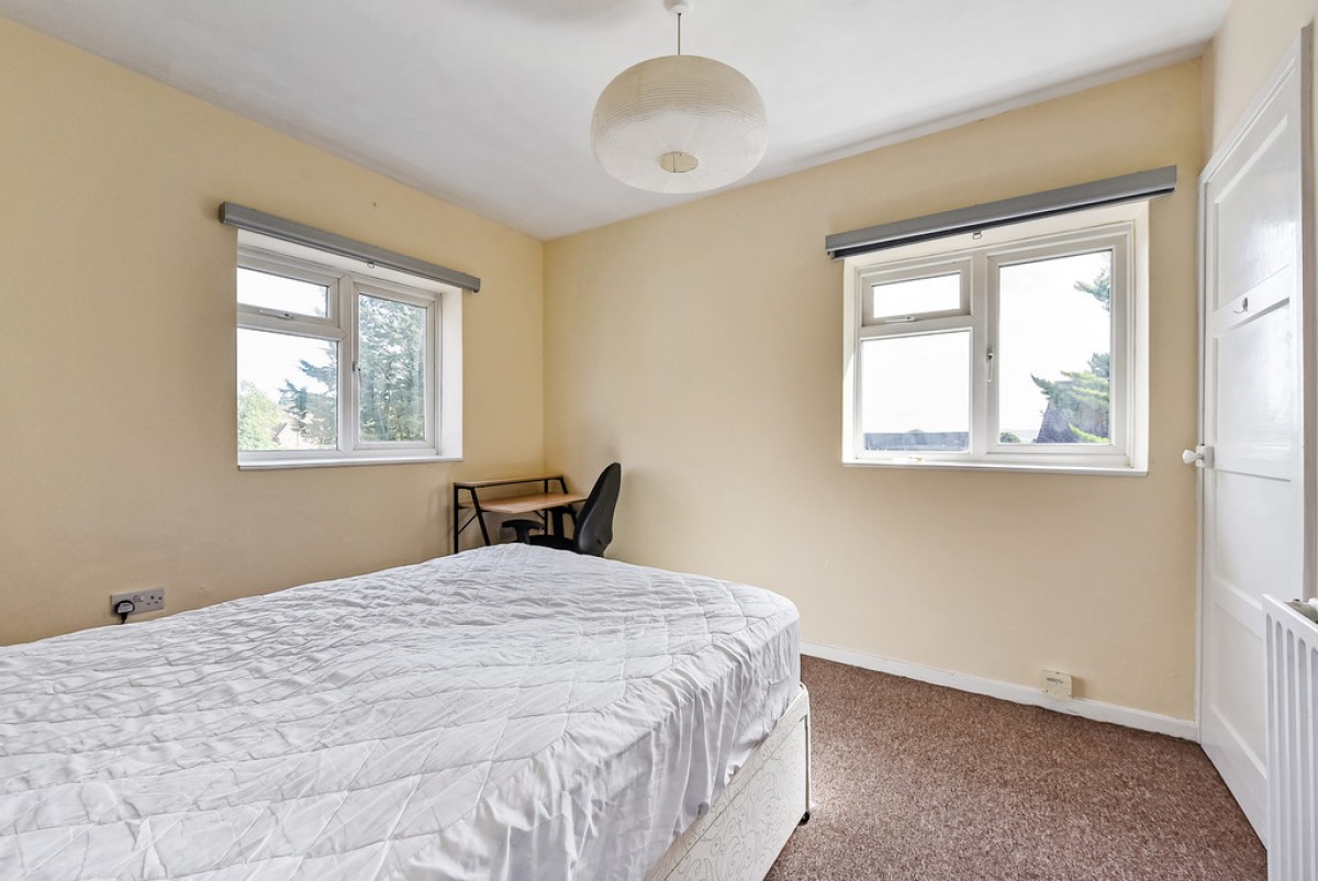 Addison Close, Winchester