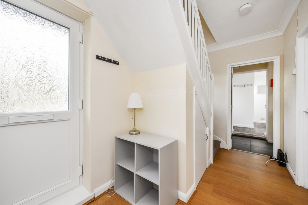 Addison Close, Winchester