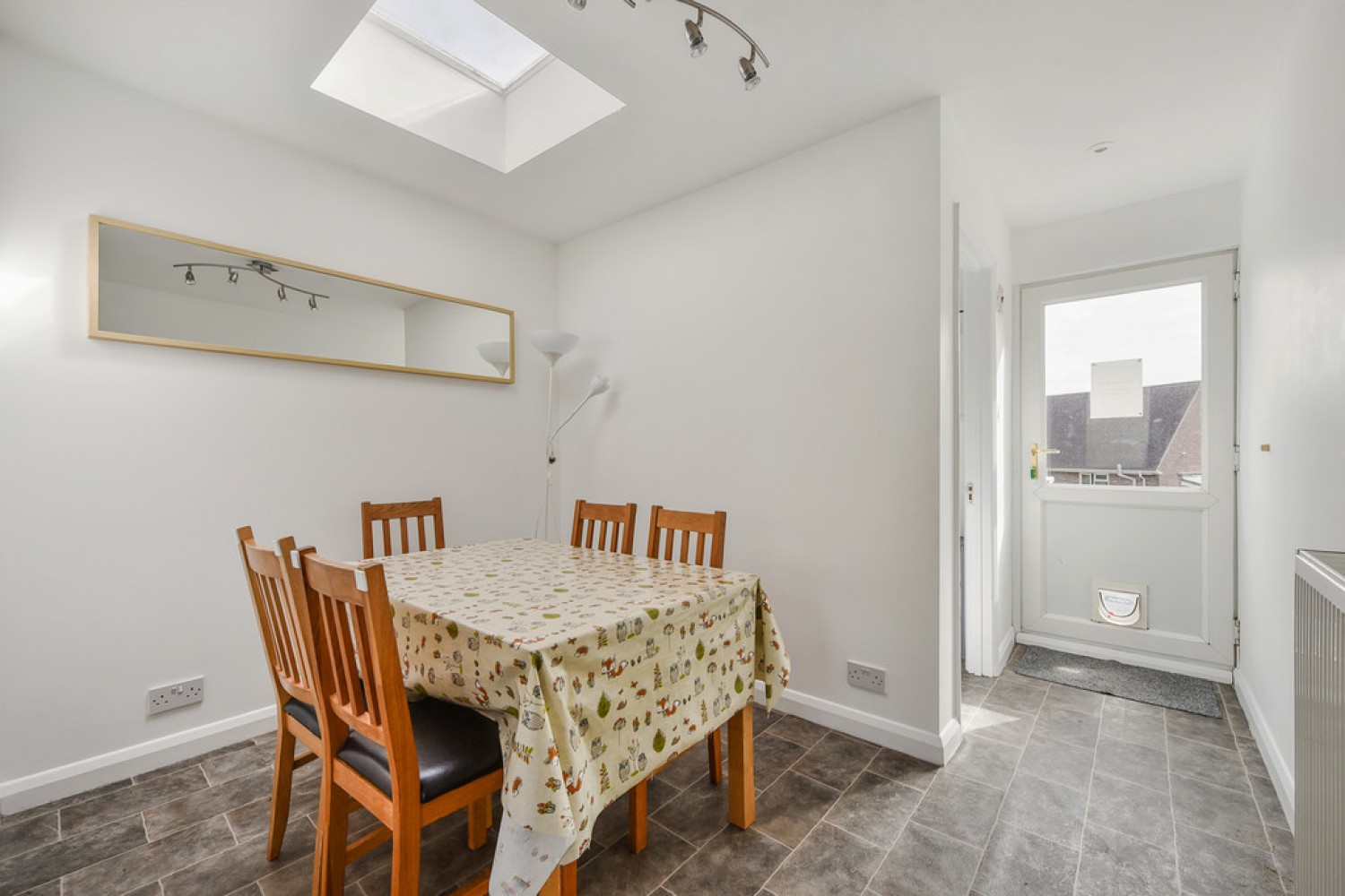 5 bedroom House for Letting Addison Close, Winchester