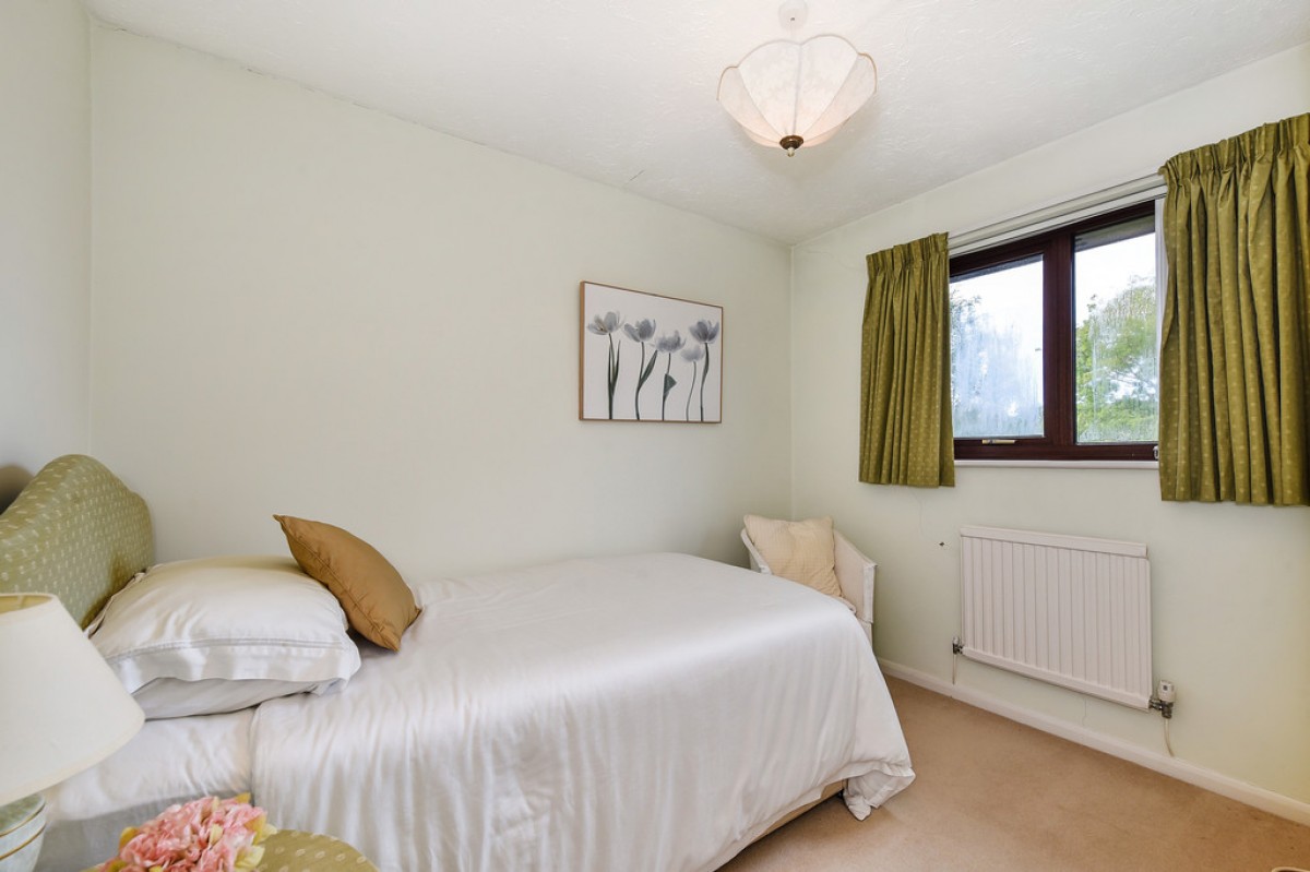 Swift Close, Badger Farm, Winchester