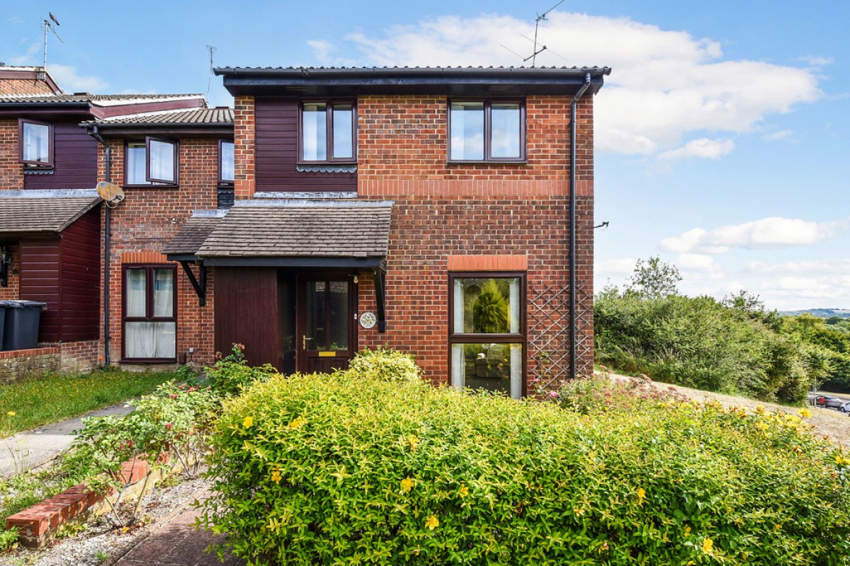 Swift Close, Badger Farm, Winchester