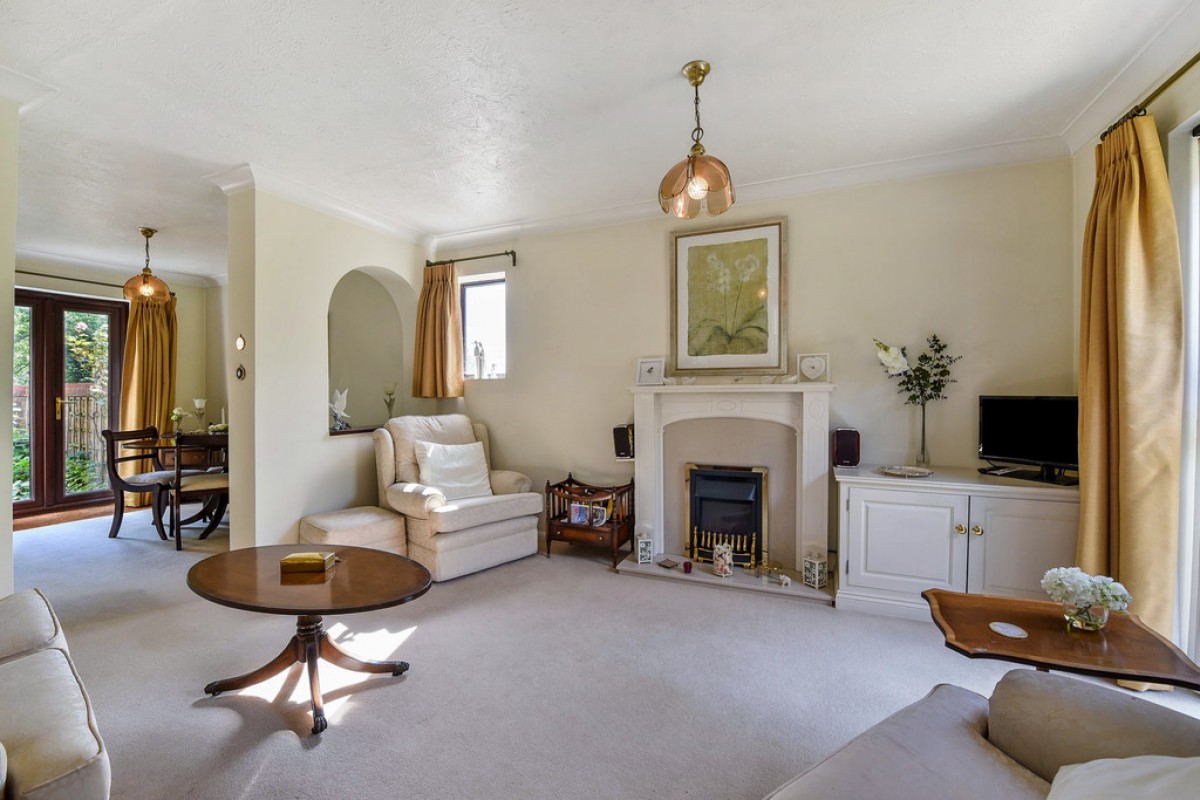 Swift Close, Badger Farm, Winchester