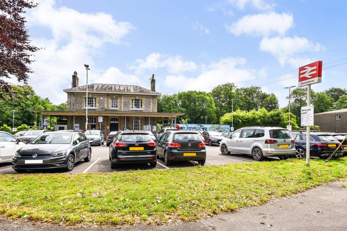 New Road, Micheldever Station