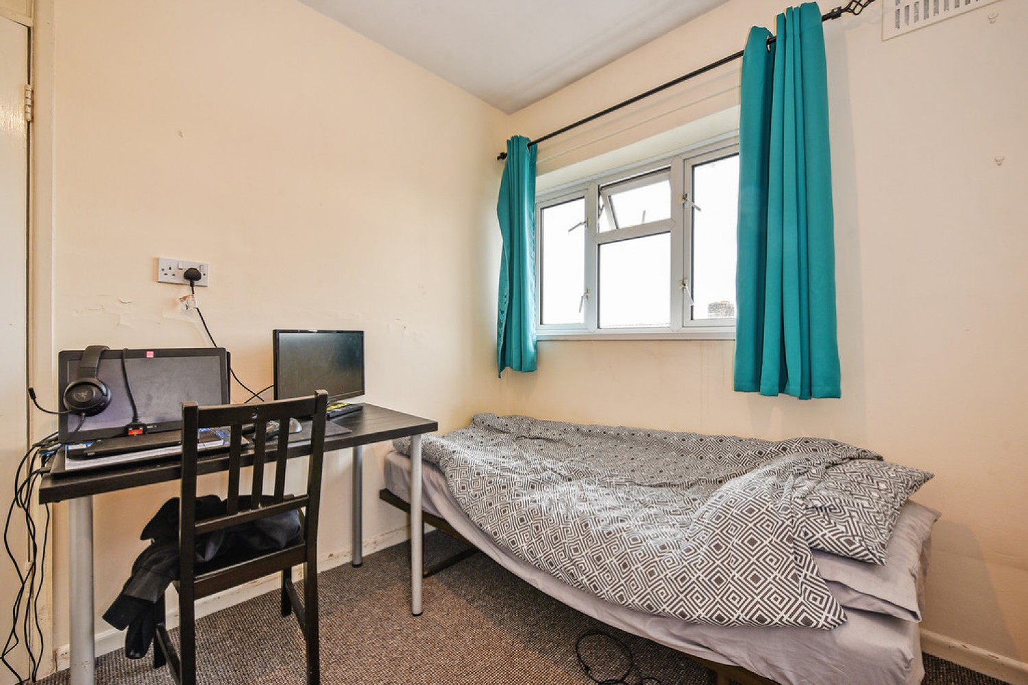 Fox Lane, Stanmore, Winchester
