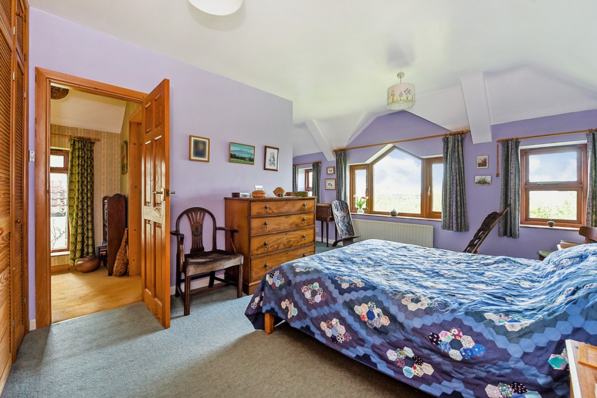 Mount View Road, SO22